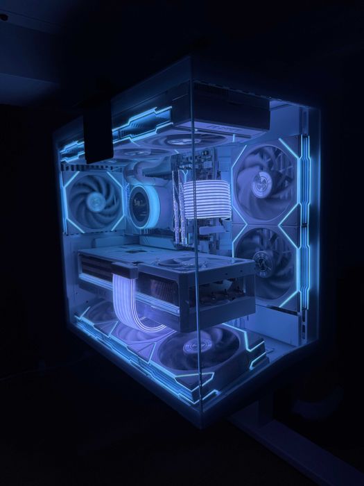 Ventilatoare/Fanuri LianLi UNI FAN TL LCD/non-LCD wireless/non-wireless 120/140