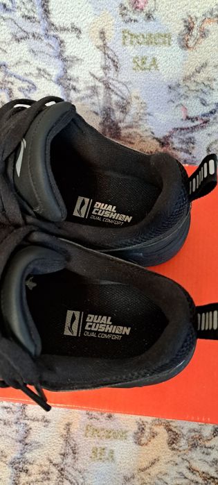 Кроссовки Li -ning, кожа , продажа 41 размер.26см по стельке внутренне
