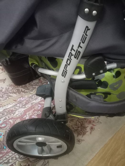 Коляску детскую продам