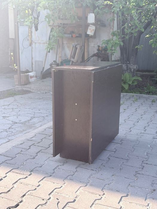 Продам стол книжка