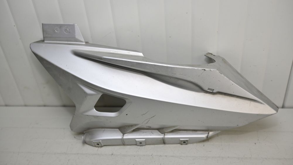 Carena Inferioara Dreapta Yamaha YZF-R125 2008 - 2012