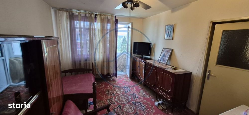 Apartament cu 3 camere decomandate in zona Decebal — fotografia 1