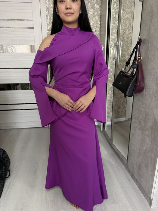 Новые и б/ у платье SM размер