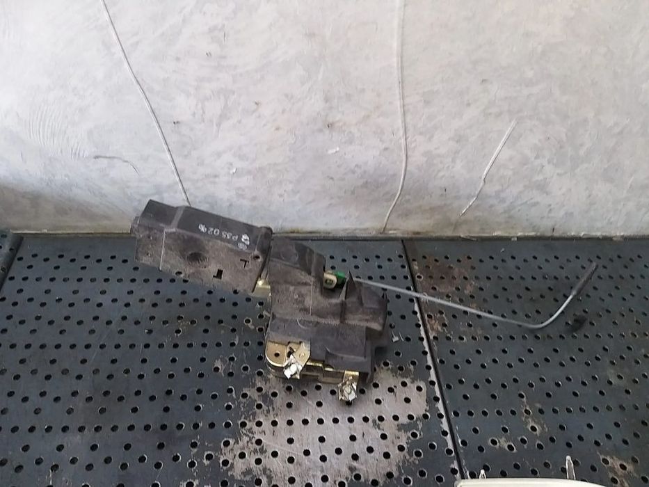 Broasca usa stanga spate volvo s40 v40