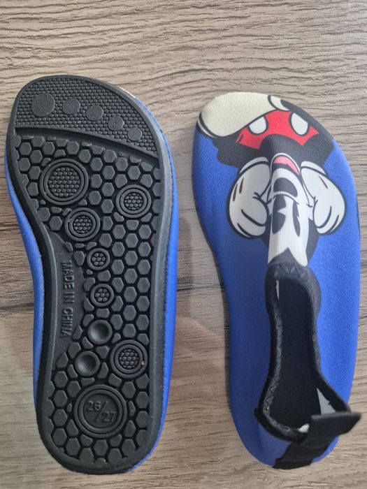 Продам детские аквашузы