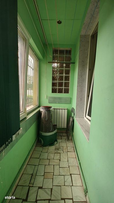 De vanzare/inchiriere apartamentin vila,zona liceul Decebal