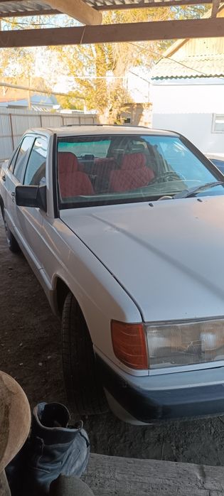 M-Benz 190E сатылады