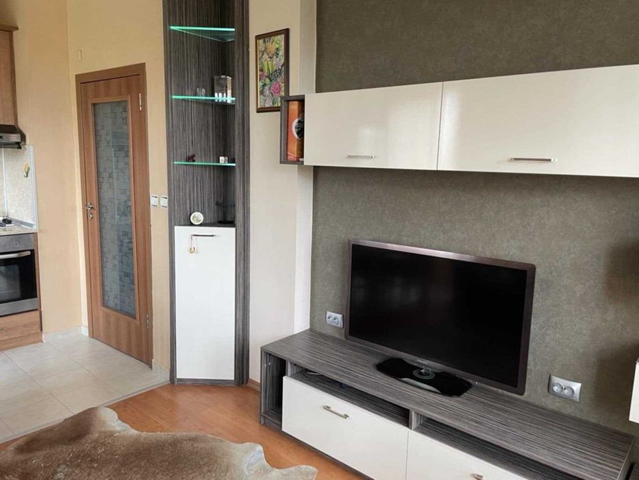 Дава се под наем Двустаен апартамент в Плевен, Дружба 2 - 55 кв.м за 244.8 € - Снимка #2