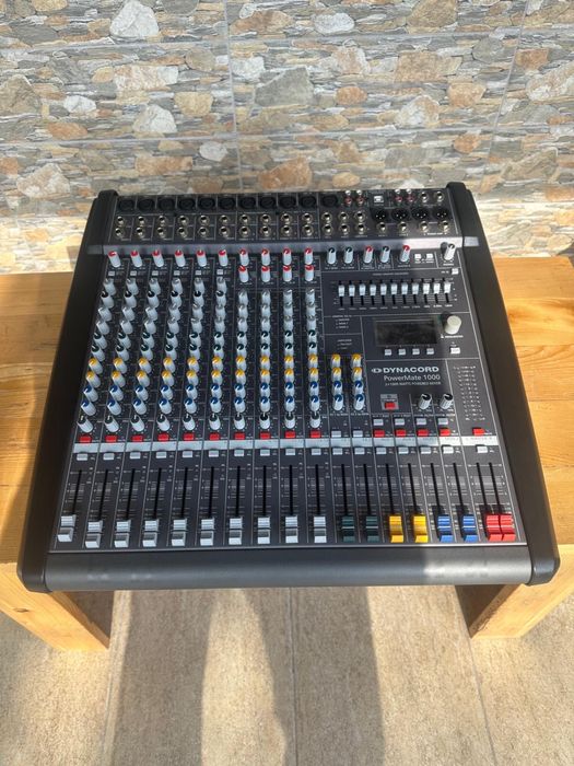 Vand mixer dynacord povermate 1003