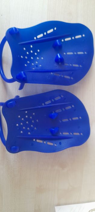 Продам ласты и весла для рук