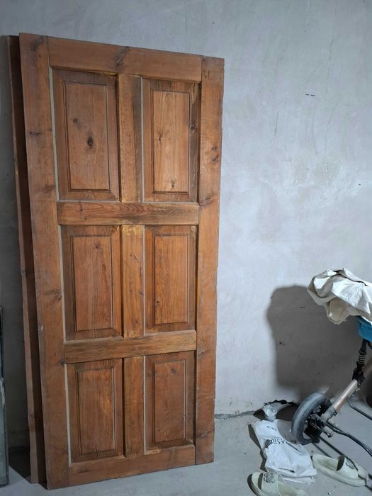 Агаш есик, дверь дерево