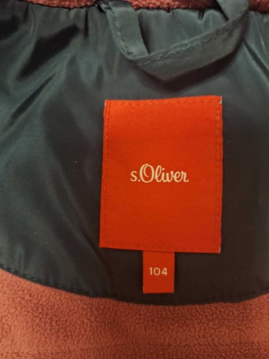 Детско зимно яке за момиче ,размер 104 
  S.Oliver