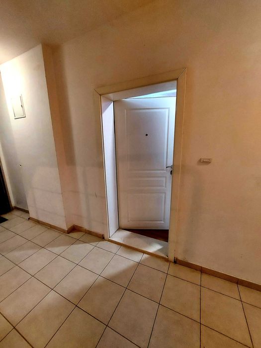 Дава се под наем Тристаен апартамент в Бургас, Център - 120 кв.м за 331.5 € - Снимка #16