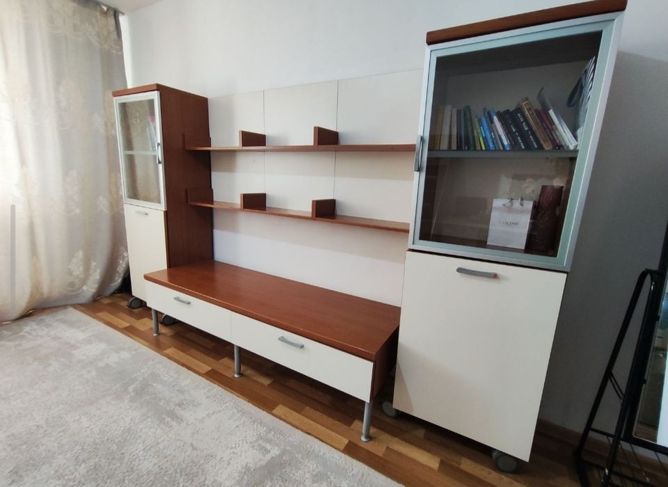 Стенка горка для гостиной Италия