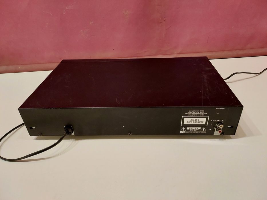 CD-Player Philips CD722. Class 1 Laser Product. Perfect funcțional.