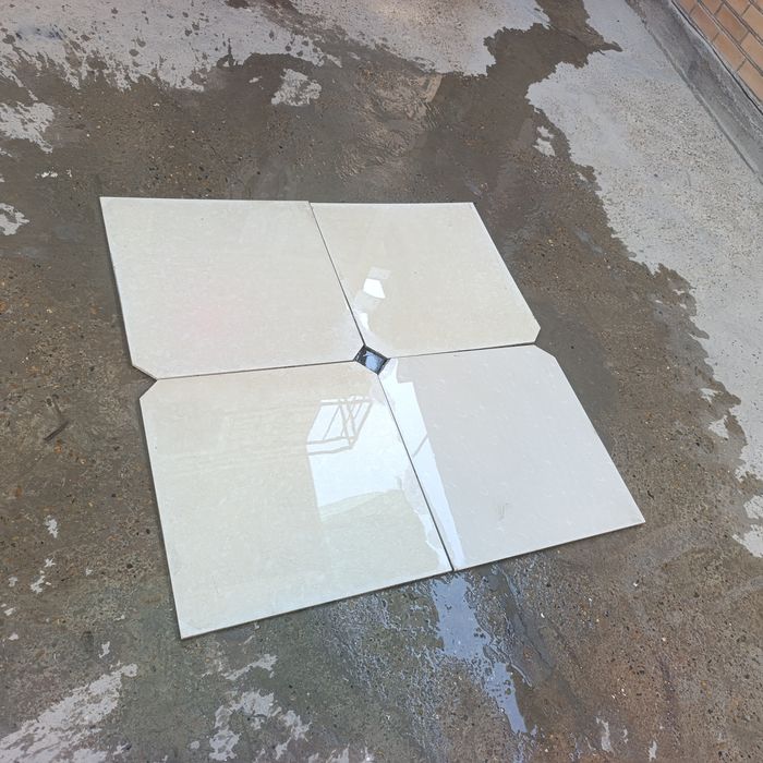 B\u kafel 60x60 palavoy
