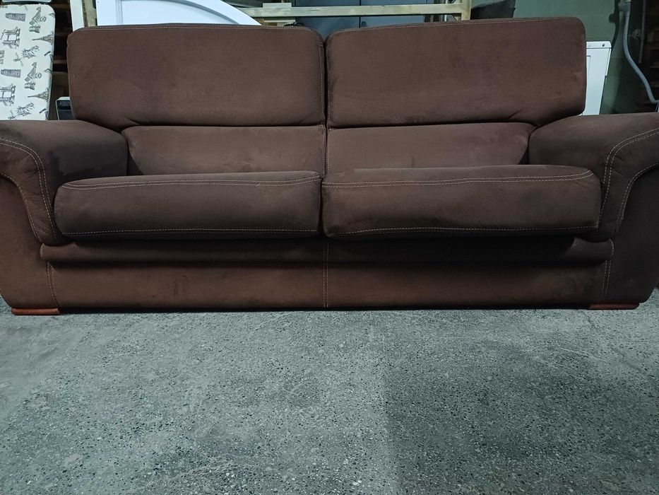 Дивани велурена дамаска 2 бр.