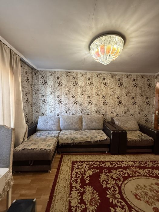 Продам диван срочно