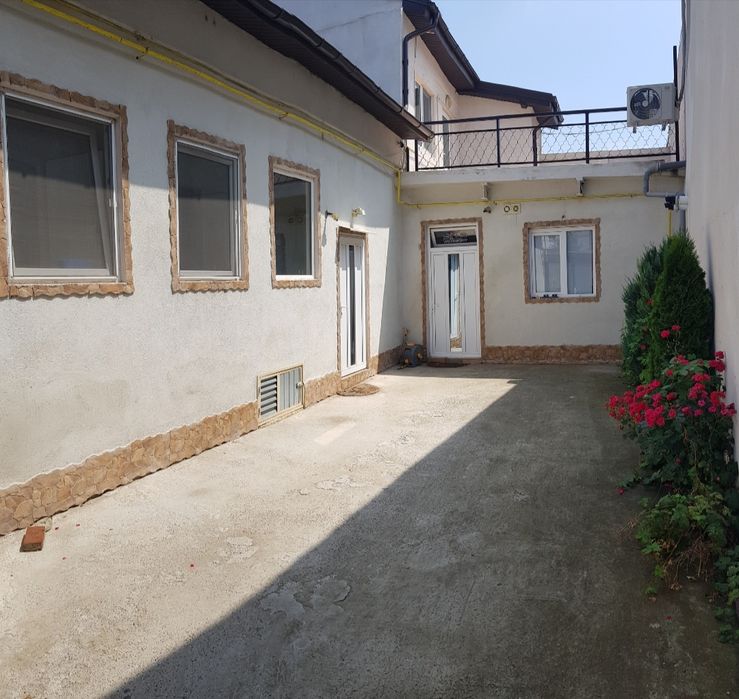 Birouri de închiriat