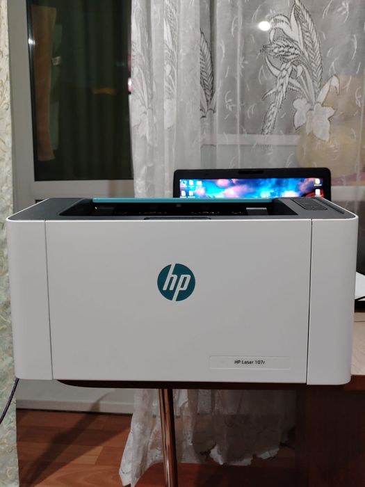 Продам принтер HP лазерный