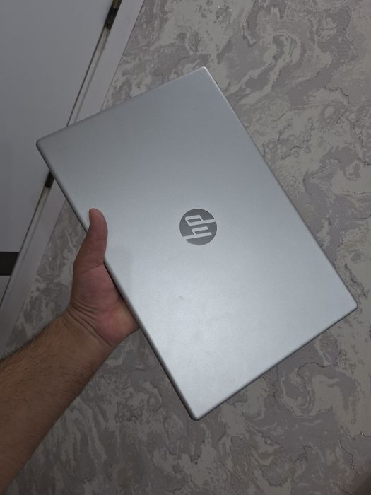 HP AMD Ryzen 8/256 GB Ideal Aybi yoq