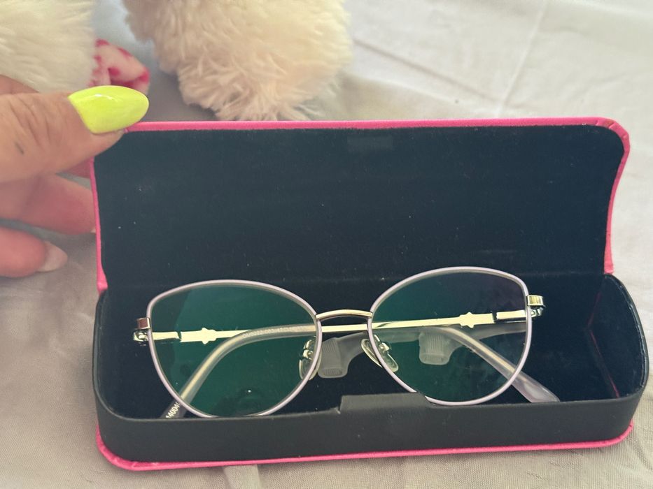 Очила GUESS за момиче