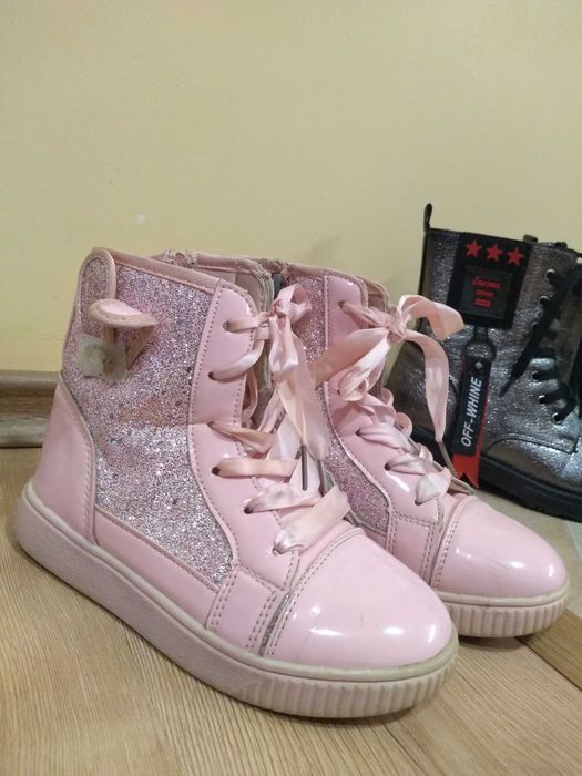 Детски боти номер 32