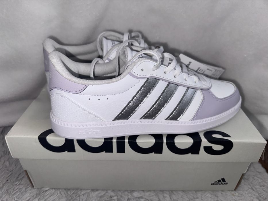 Маратонки adidas