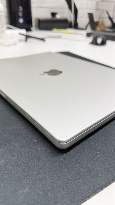 MacBook Pro 14 M3 Pro
