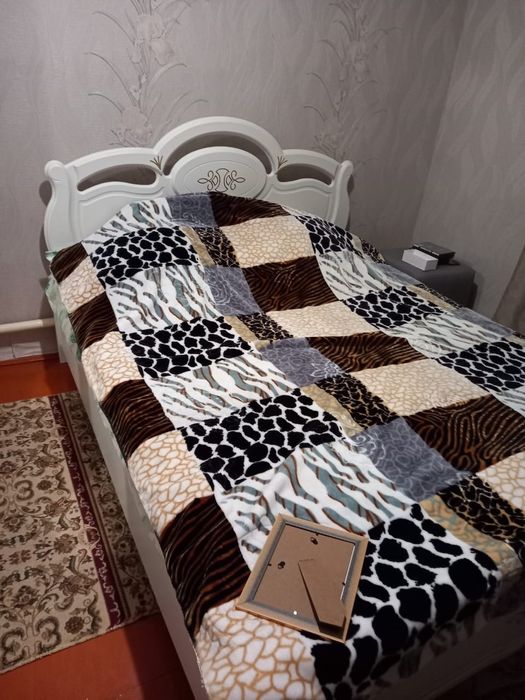 Продам спальный гарнитур Беларусь.