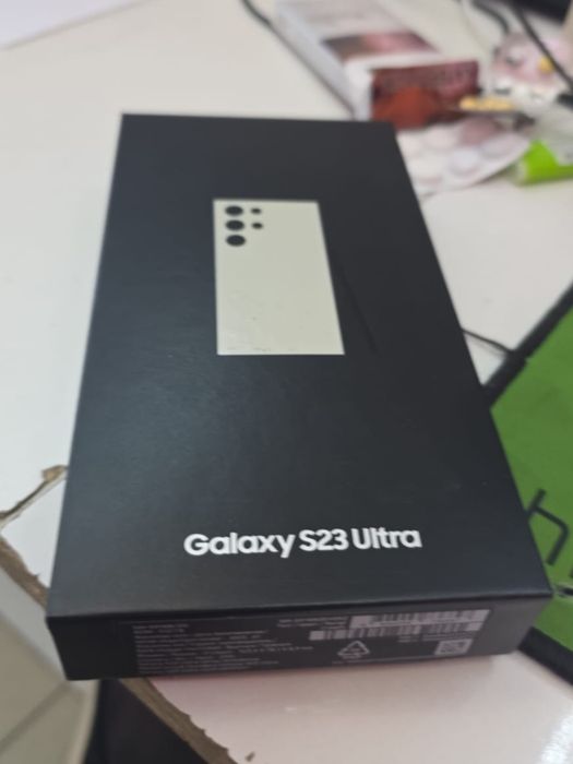 Продам телефон  s 23 ulitra