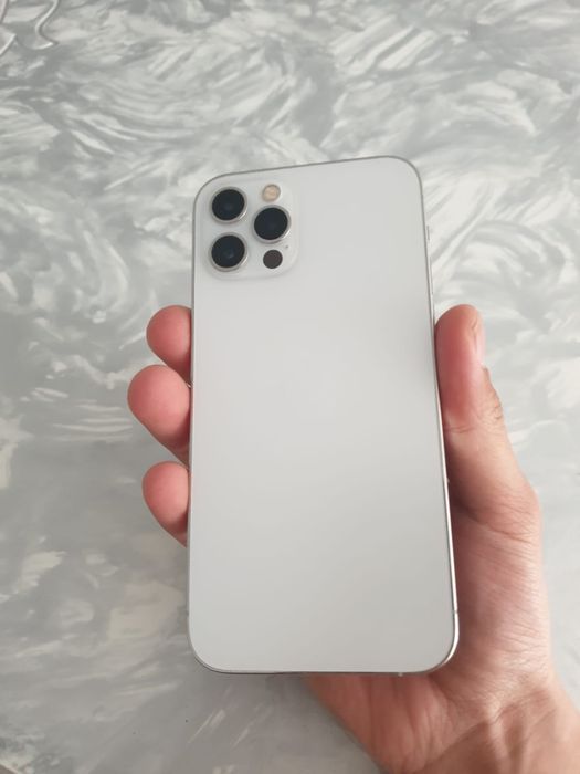 Iphone 12 pro ..