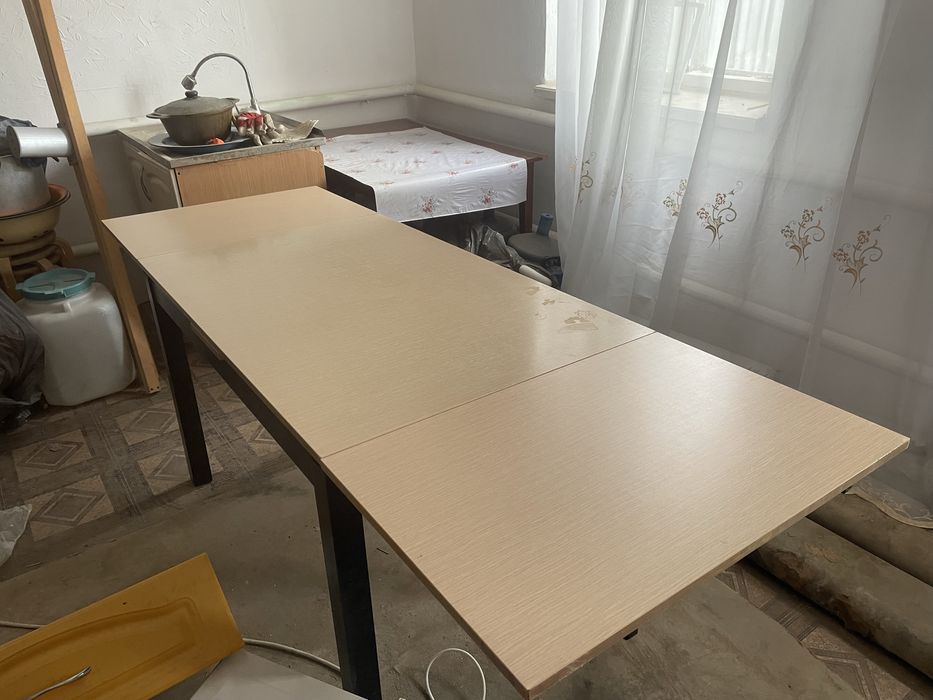Продам стол раздвижной