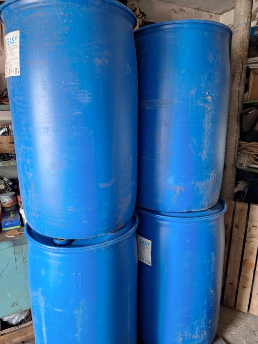 Продам бочки 200 литровые