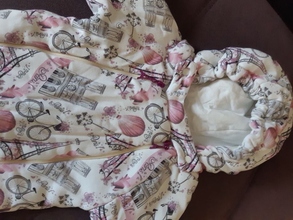 Продам демисезонный комбинезон для девочки