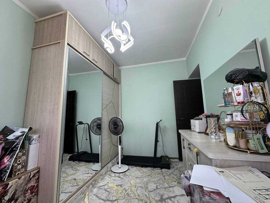 3 Xonali uy sotiladi Nazarbek Tarnovda.