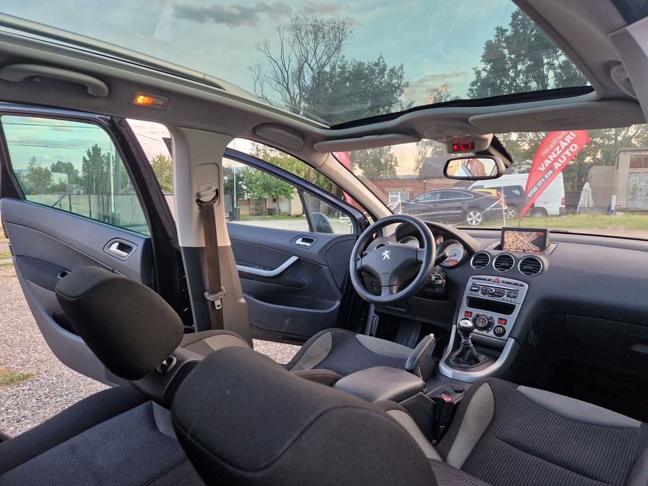 Peugeot 308 ~ 2012 ~ Euro5 ~2.0 Hdi 150 Cp ~ Panoramic , Navi , Klimă , Jante 2 seturi  Garanție 1An