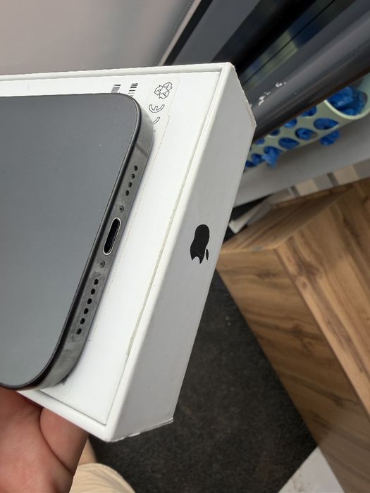Айфон 15 pro max