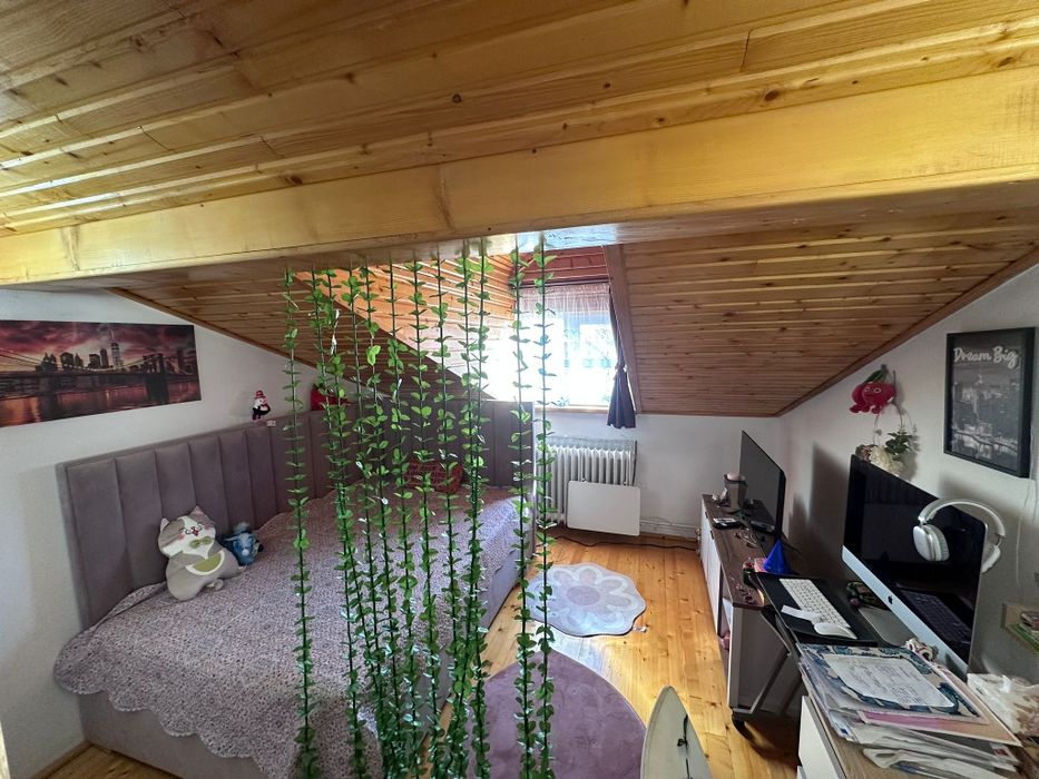 Vând Casă  Zona excelenta!