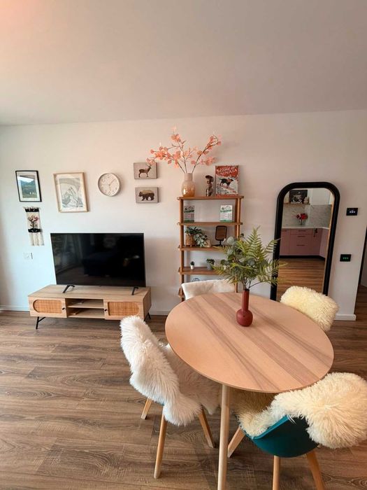 Vanzare Apartament 2 camere - Green Future Sinaia - privelisite catre Munti - Spa si Restaurant