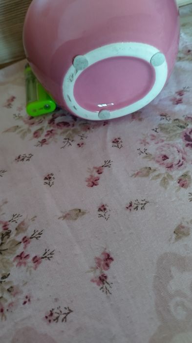 Керамична ваза сърце и порцеланова птичка поставка за яйце