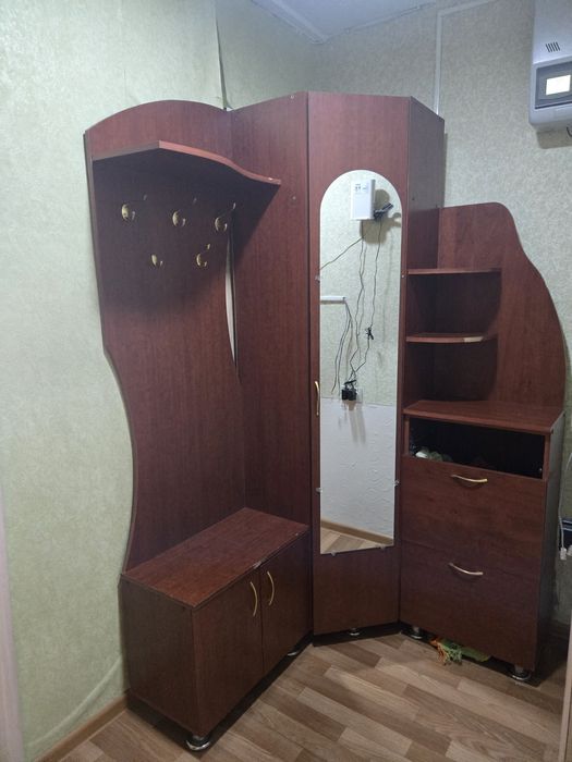 Прихожая угловая