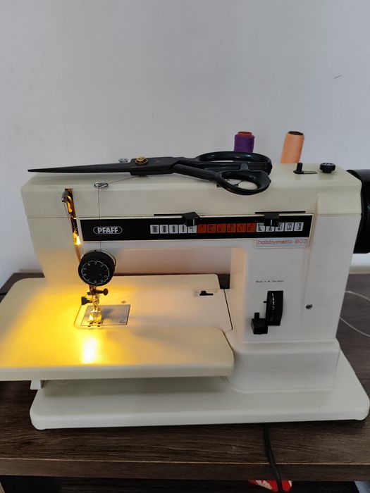 PFAFF hobbymatic 807 GERMANISKI tikuv moshinasi sotiladi