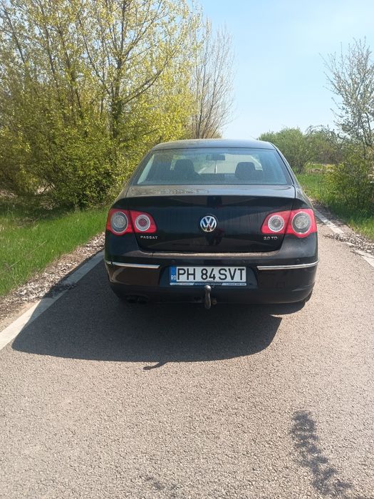 Vând passat b6..