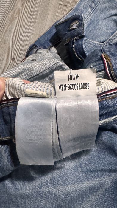 Tommy Hilfiger джинсы оригинал