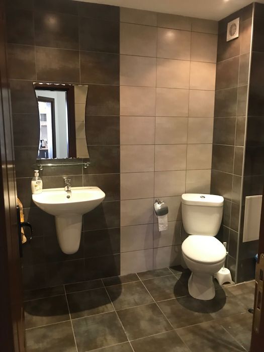 Дава се под наем Двустаен апартамент в Велико Търново, Стара част - 70 кв.м за 357 € - Снимка #9