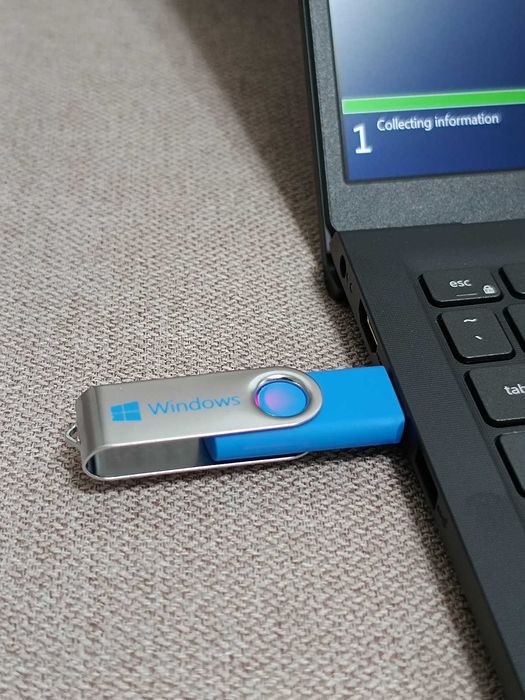 Stick USB bootabil instalare Windows 10 Professional + licenta originala retail pe viata, PRET REAL!