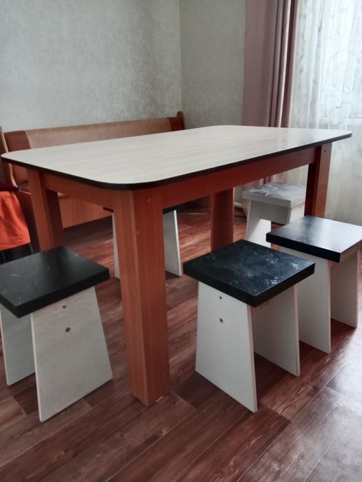 Продажа кух стол