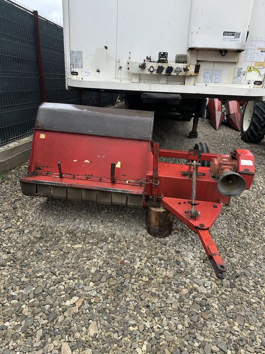 Ceseu tocator resturi vegetale