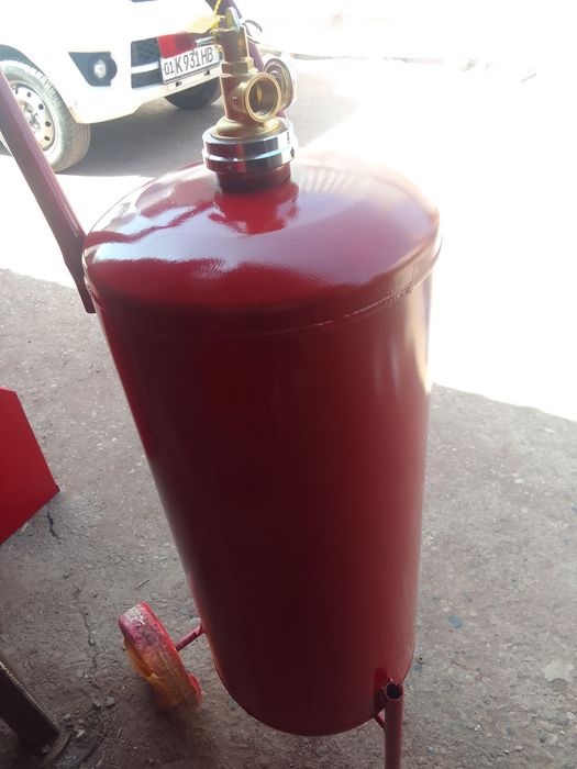 Огнетушитель порошковые.